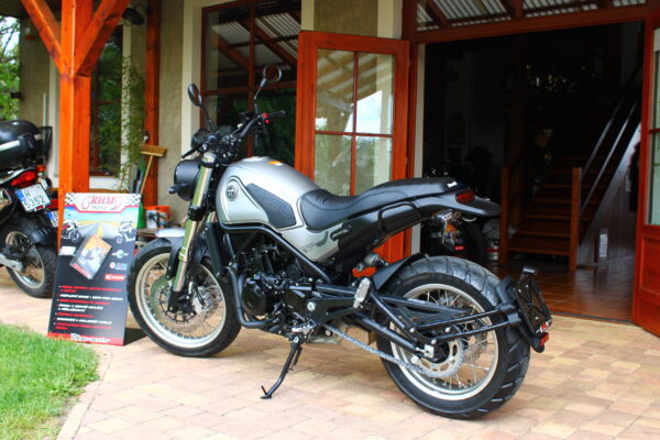 Benelli Leoncino 500 Trail - Obrázek 10