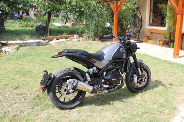 Benelli Leoncino 500 - Obrázek 4