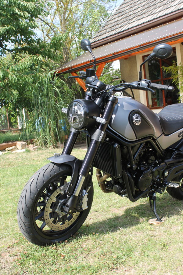 Benelli Leoncino 500 - Obrázek 12