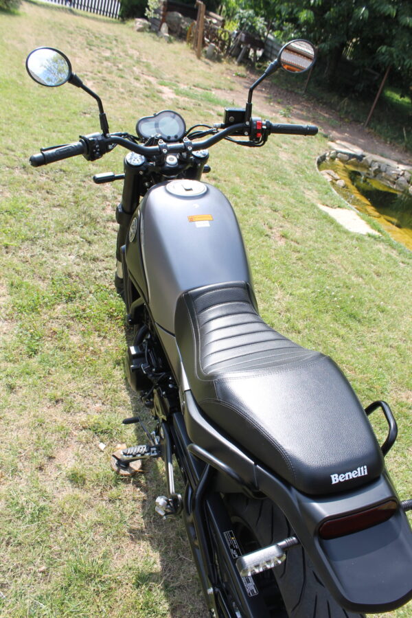 Benelli Leoncino 500 - Obrázek 13