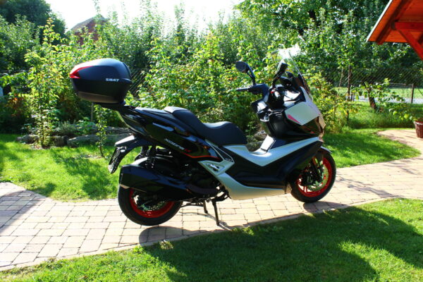 Kymco Xciting VS 400i ABS Limited edition - Obrázek 4