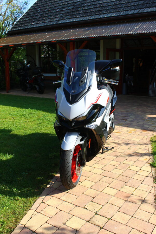 Kymco Xciting VS 400i ABS Limited edition - Obrázek 5