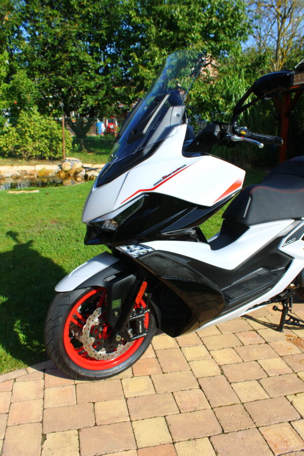 Kymco Xciting VS 400i ABS Limited edition - Obrázek 15