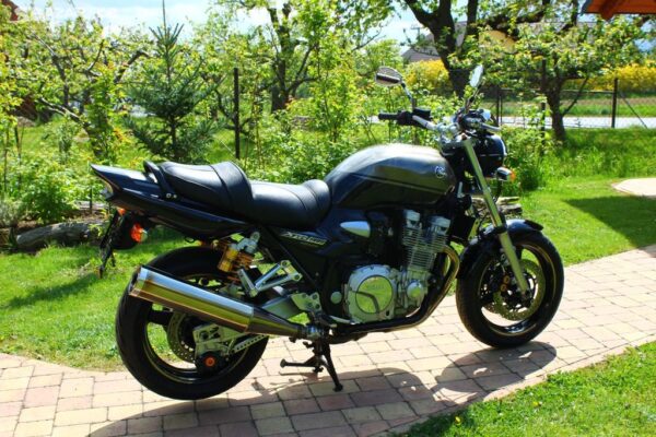 Yamaha XJR 1300 - Image 9