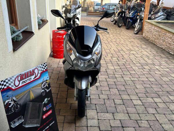 Honda PCX 125 - Image 2