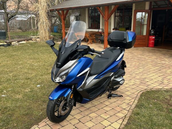 Honda Forza 350 Smart Top Box