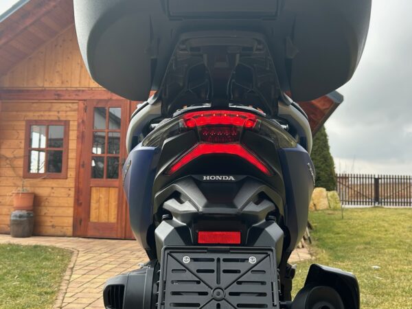 Honda Forza 350 Smart Top Box - Image 14