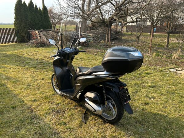 Honda SH125i ABS - Image 14