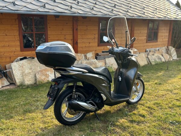 Honda SH125i ABS - Image 11