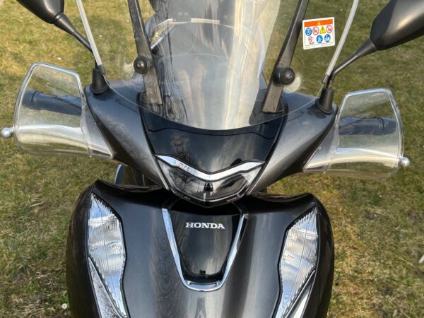 Honda SH125i ABS - Image 4