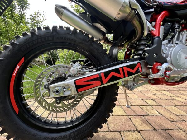 SWM RS 300R - Image 10