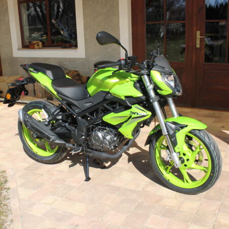 Benelli BN125