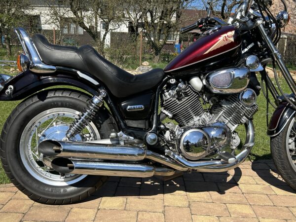 Yamaha XV750 Virago - Image 9