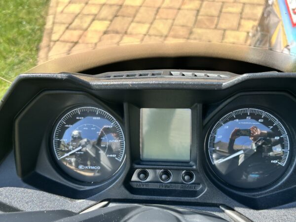 Kymco X-Town 125i - Image 13