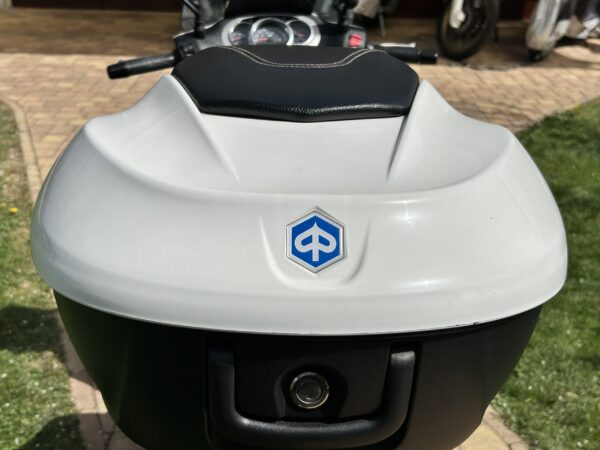 Piaggio Beverly 350 - Obrázek 12