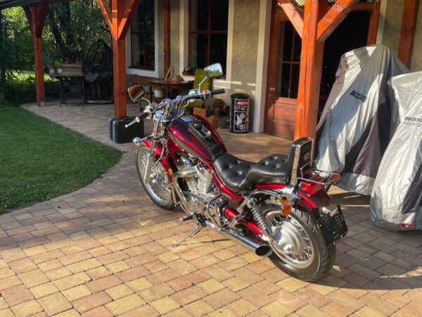 Suzuki VS 800GL Intruder - Image 6
