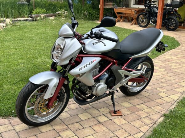 Kawasaki ER-6N - Image 2