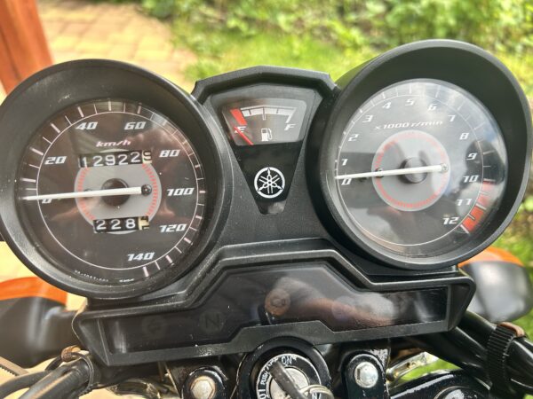 Yamaha YBR125 - Image 11