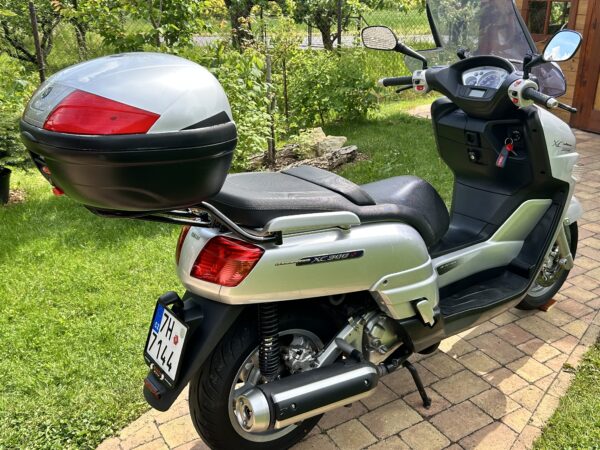 Yamaha Versity 300 - Image 8