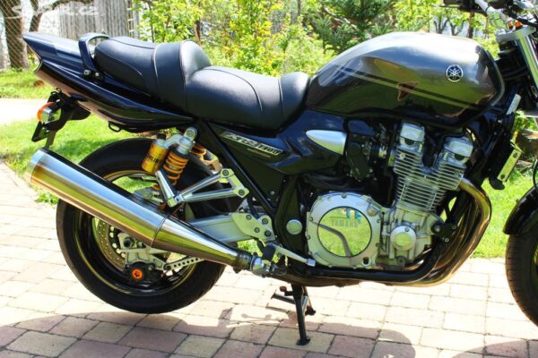 Yamaha XJR 1300 - Image 8