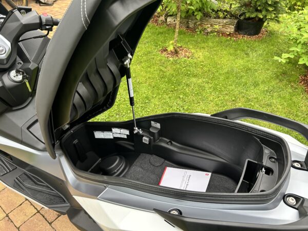 Sym Cruisym Alfa 125i ABS - Image 12
