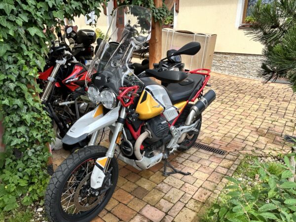 Moto Guzzi V85 TT - Image 3