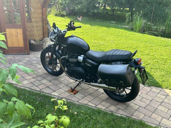Tirumph Street Twin 900 ABS - Image 5