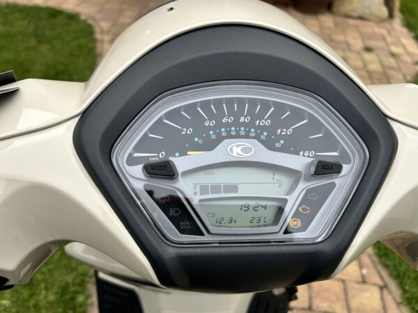 Kymco Like 125i ABS - Image 13