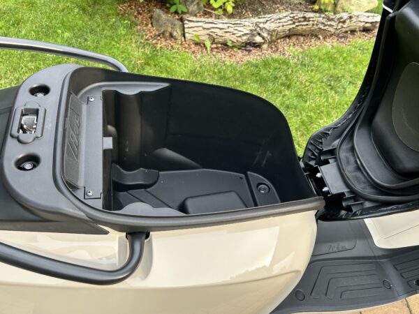 Kymco Like 125i ABS - Image 9