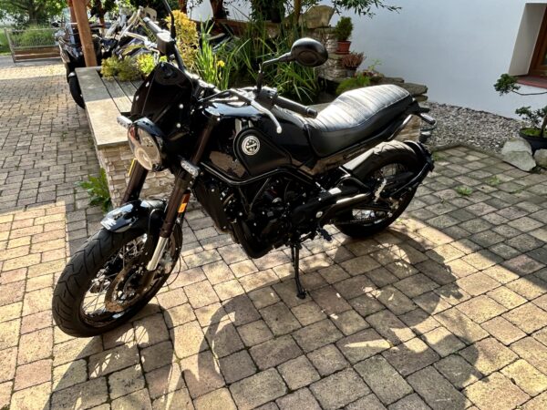 Benelli Leoncino 500Trail