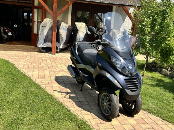 Piaggio MP3 250ie - Image 3