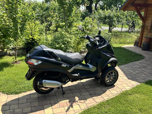 Piaggio MP3 250ie - Obrázek 5