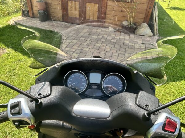 Piaggio MP3 250ie - Image 9