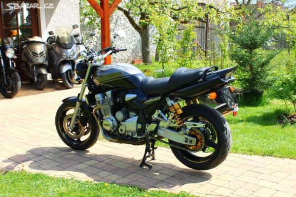 Yamaha XJR 1300 - Image 11