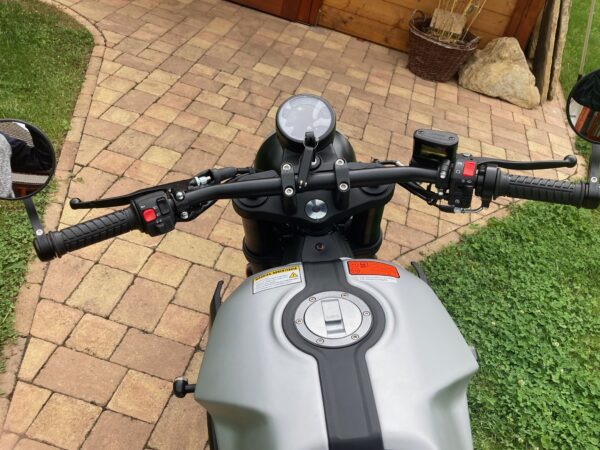 Brixton Crossfire 125 LC ABS - Obrázek 9