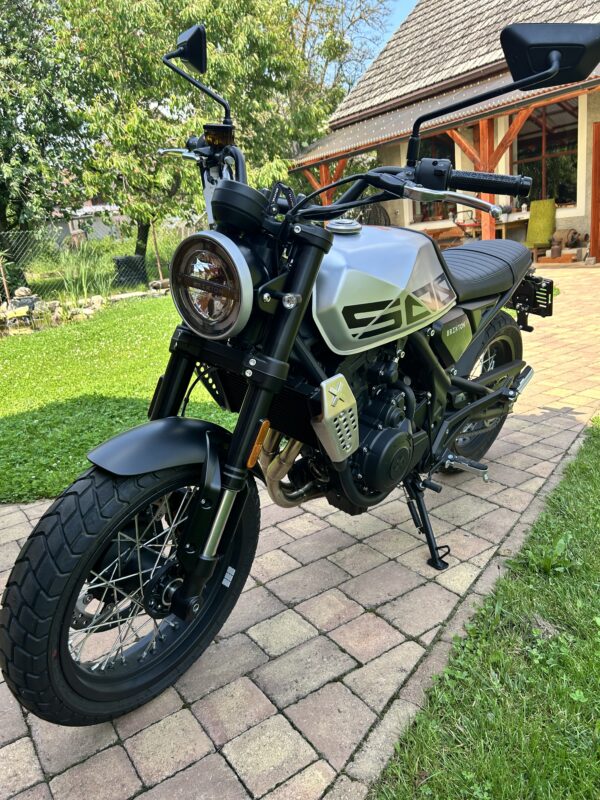 Brixton Crossfire 500X ABS - Obrázek 5