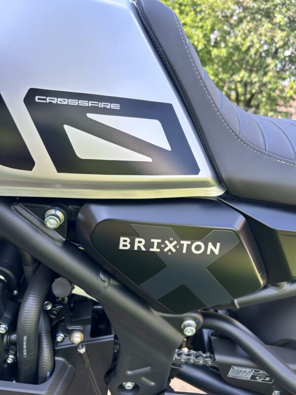 Brixton Crossfire 500X ABS - Obrázek 8