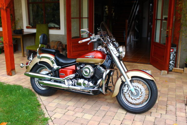 Yamaha XVS 650 DragStar Classic - Obrázek 2