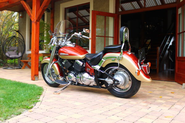 Yamaha XVS 650 DragStar Classic