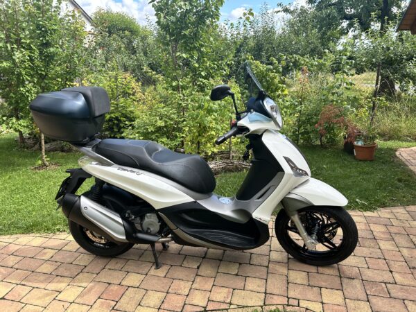 Piaggio Beverly 350 ABS, ASR - Obrázek 6