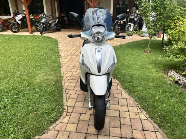 Piaggio Beverly 350 ABS, ASR - Obrázek 8