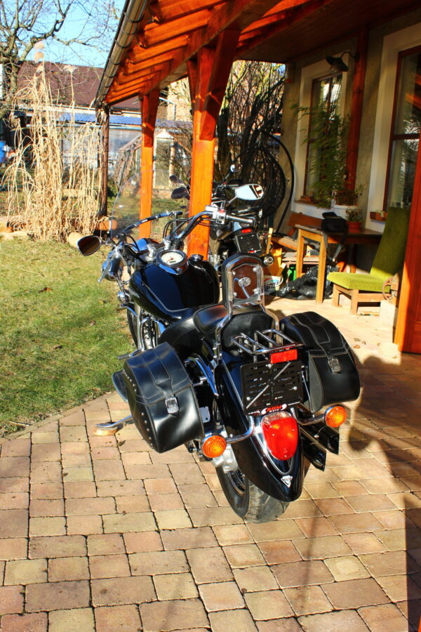 Yamaha XVS 1100 Drag Star Classic - Obrázek 12