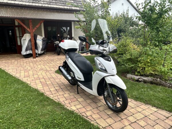 Kymco People GT 300i ABS - Obrázek 4