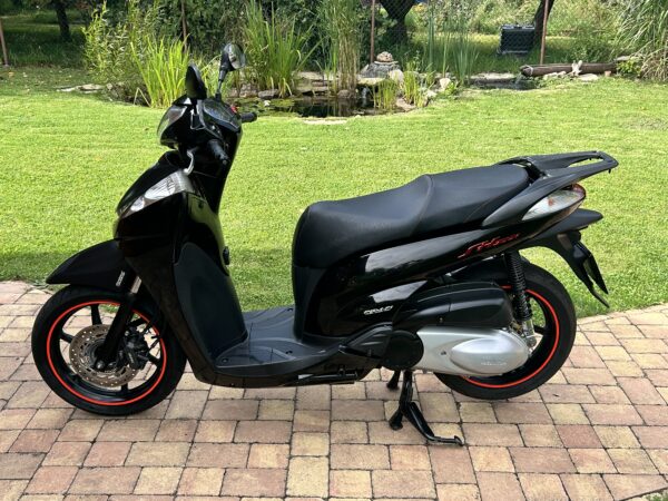 Honda SH 300i ABS - Obrázek 2