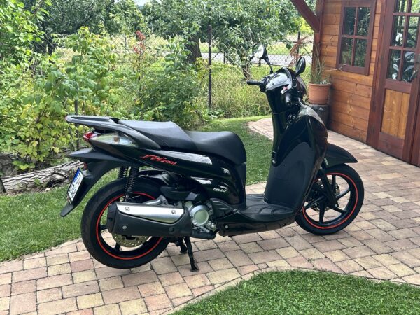 Honda SH 300i ABS - Obrázek 9