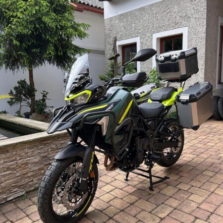 Benelli TRK 702X