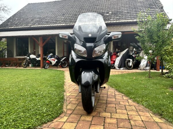 Suzuki AN 650 Brugman Executive ABS - Obrázek 11