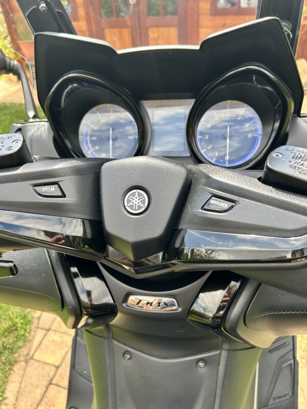 Yamaha T-max 530 - Obrázek 11