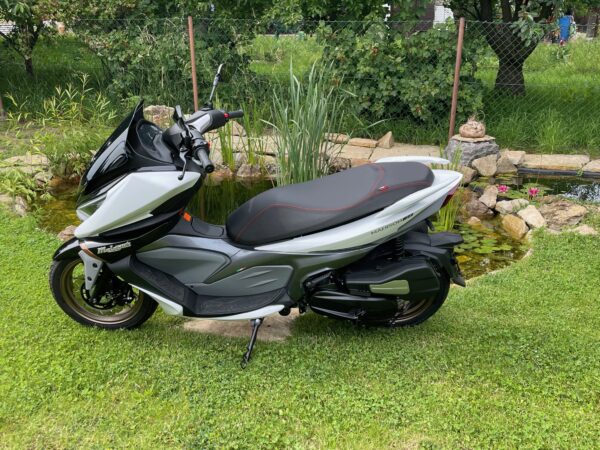 Malaguti Madison 125 ABS - Obrázek 3