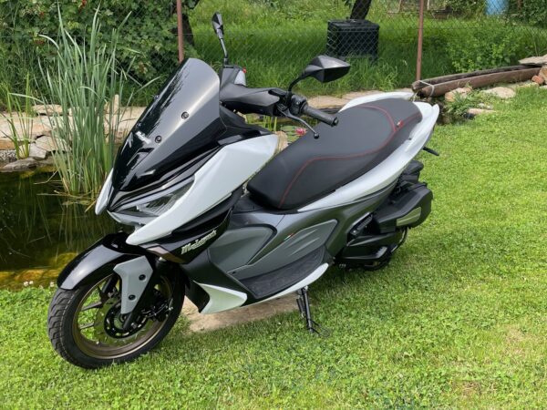 Malaguti Madison 125 ABS - Obrázek 2